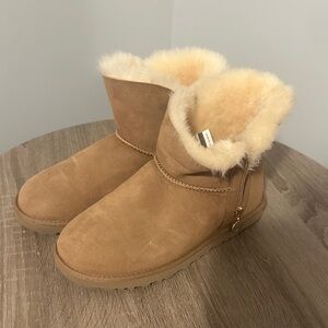 Tan Shearling Lined Ankle Boots